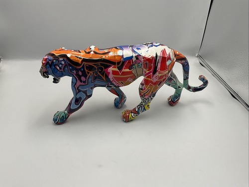 Graffiti leopard figurine - graffiti,