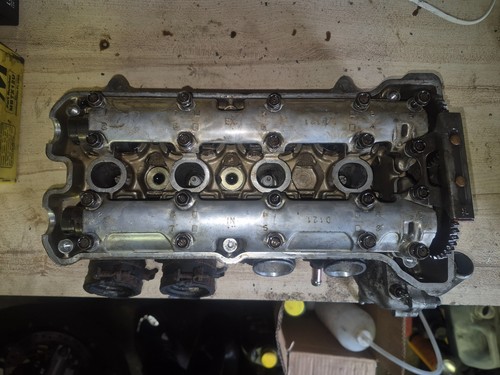 Honda pc25 cylinder head - honda,