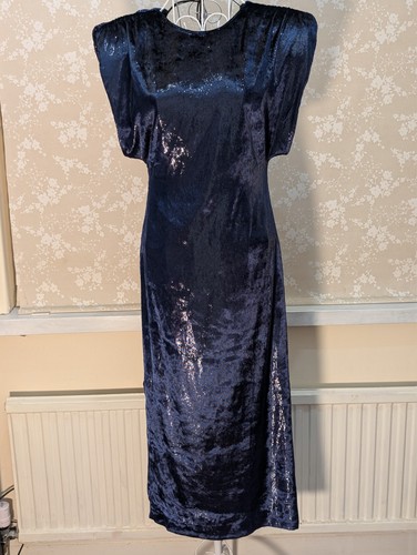 Stunning zara navy velvet - zara,