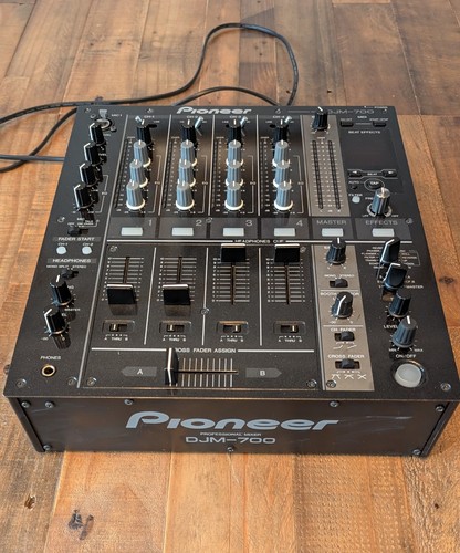 Pioneer djm 700k 4ch - 4ch, pro