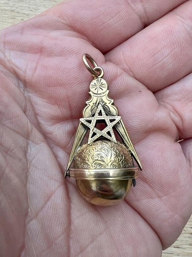 Fine rare masonic - &,