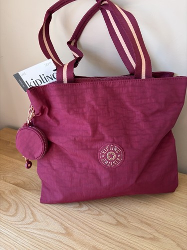 Kipling live anusha large - anusha,