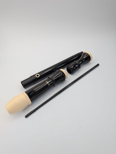 Aulos piece recorder 19 - 3,