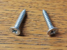 Fitting Screws for T2