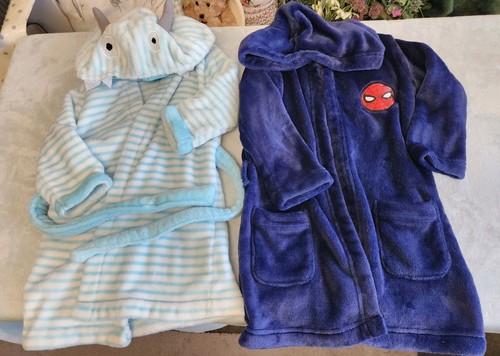 Boys age dressing gown - 3-4,