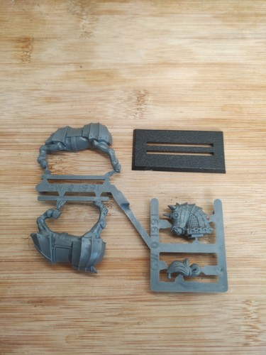 Empire armoured horse sprue - horse,