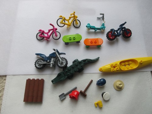 Lego minifigures accessories - lego,