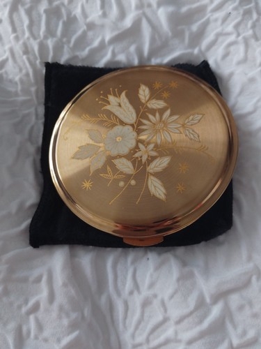 Vintage kigu compacts - vintage,