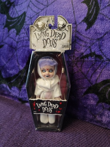 Rare mezco living dead - rare,
