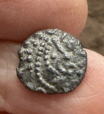 CELTIC BRITAIN. THE DOBUNNI, 1ST CENTURY B.C. SILVER COIN (AR UNIT).