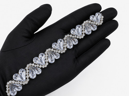 Iron rhinestone trim - on,