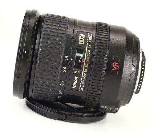 Nikon vr 18 200mm - af-s, dx