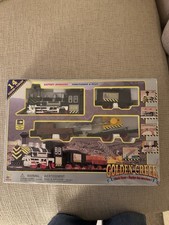 Golden Creek Train Model Set