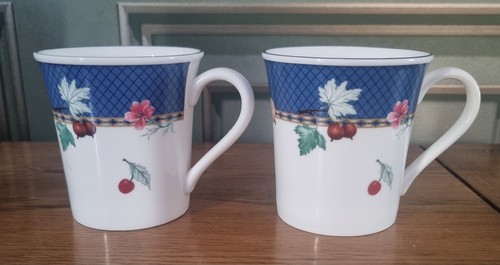Pair wedgwood fruit - of,