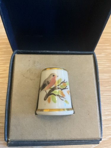Royal worcester bird - royal, thimble