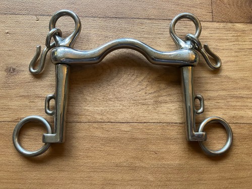 Fixed cheek weymouth curb - curb, 4”