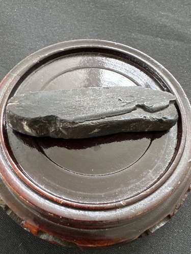 Whitby jet rare deep - whitby, rare,