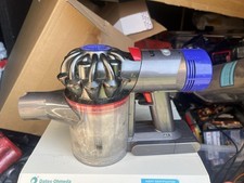 Dyson V8 Engine Working Vacuum
