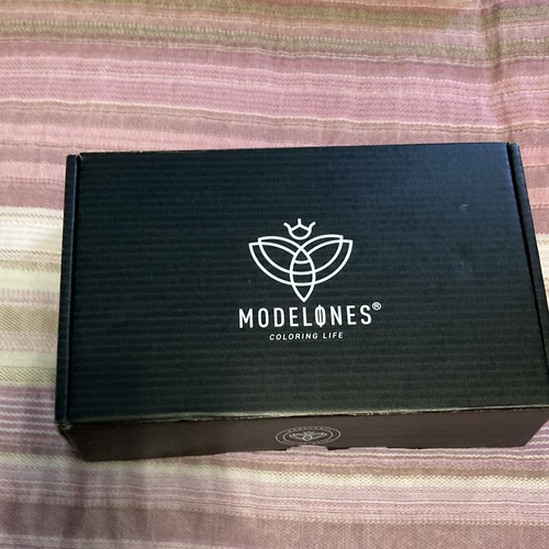 Modelones manicure pedicure - &,