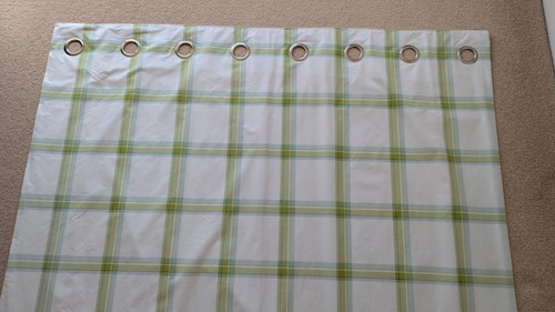 Next white green check - white,
