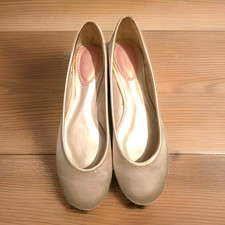 Ladies Ivory Satin Flat