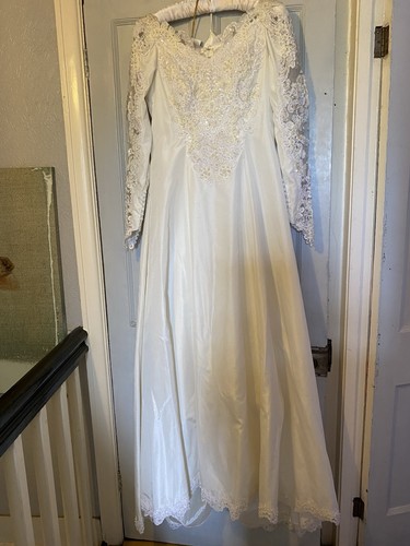 Stunning alfred angelo cream - alfred,