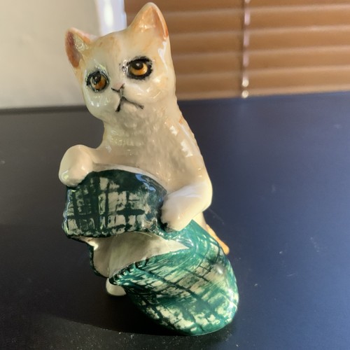 Royal doulton striped cat - royal,