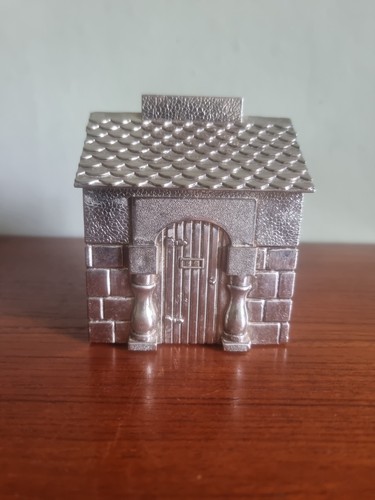 Silver plated money box house - plated,