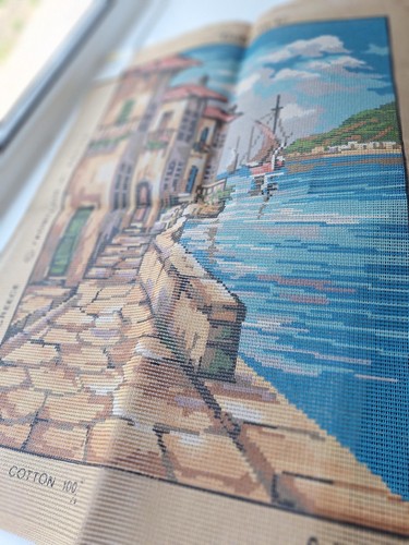 Tapestry wall hanging - k-, no
