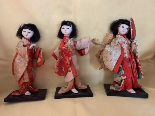 Three vintage japanese geisha - vintage,