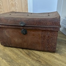 Chest tin trunk storage box