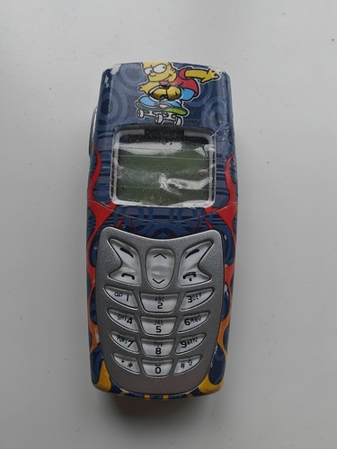 Nokia 5210 mobile - phone, with