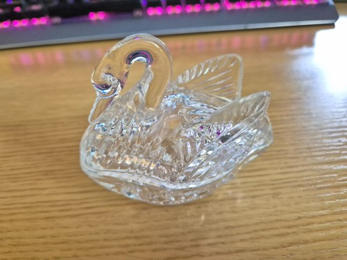 Vintage crystal cut glass swan - crystal,