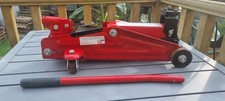 Ultimate Speed 2 ton Hydraulic Trolley Jack Very good condition  Collect only