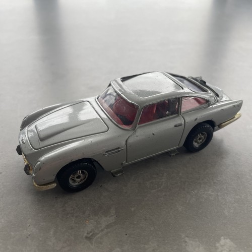 Corgi 007 aston martin - 007,