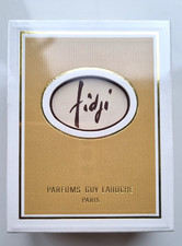 Rare find! Guy Laroche Fidji