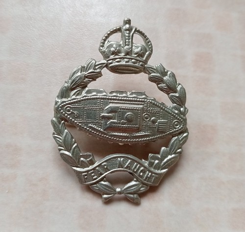 Ww1 royal tank corps badges - royal,