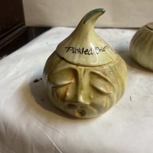 Retro pickled onion pot - onion,