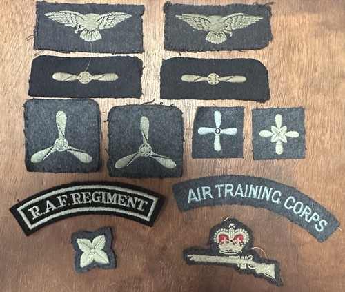 Raf memorabilia badges - memorabilia, badges.