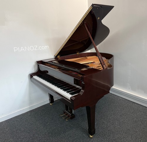 Yamaha baby grand piano - c1,