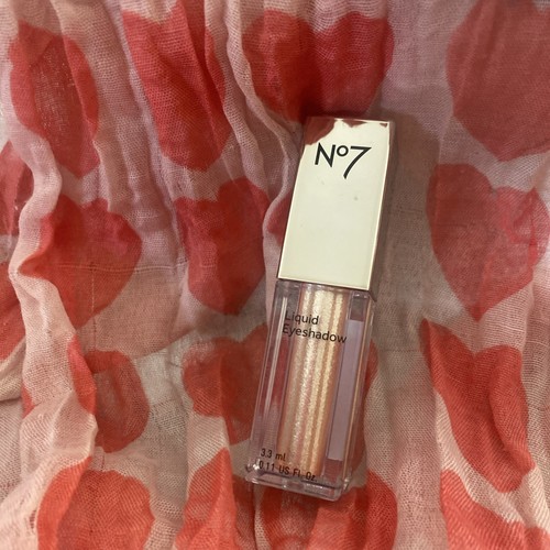 Boots liquid eyeshadow - no,