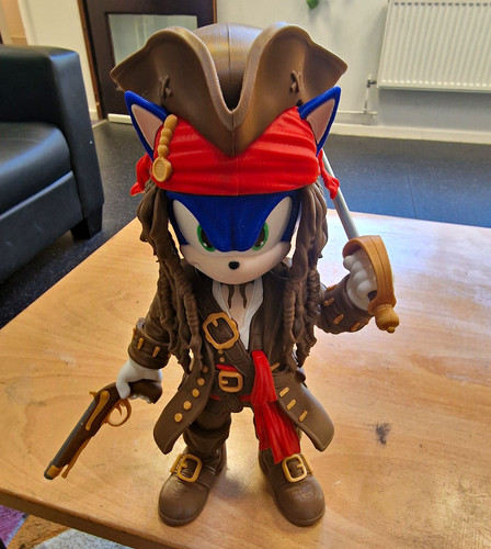 Sonic the hedgehog pirate - sonic,