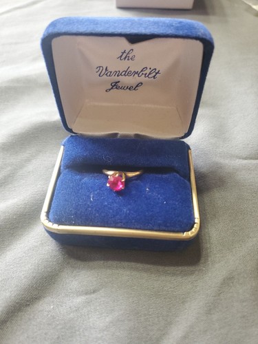 10k yellow gold - yellow,