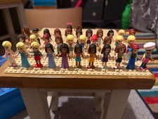 34 x Lego Friends Figures