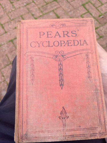 Pears cyclopedia 36th edition - pears,
