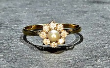 9ct gold, pearl and cubic zirconia ring