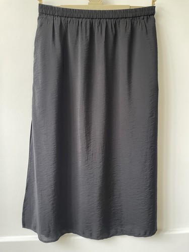 Long black skirt with side - black,