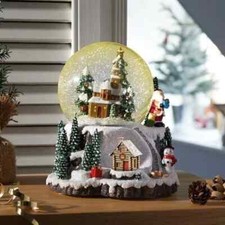 Christmas Snow Globe