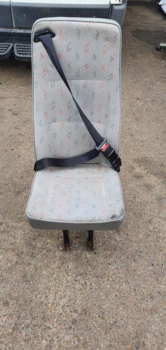 Single seat with belt - single,