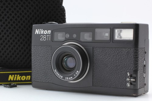 Top mint nikon 28 ti - top,